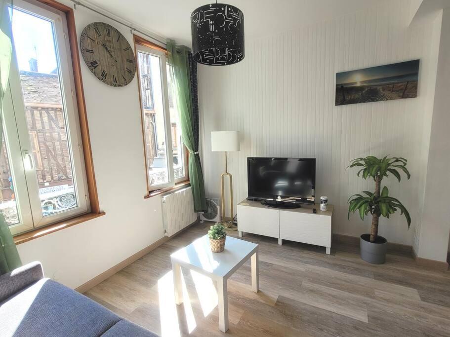 Le Paseo Apartment Troyes Ngoại thất bức ảnh